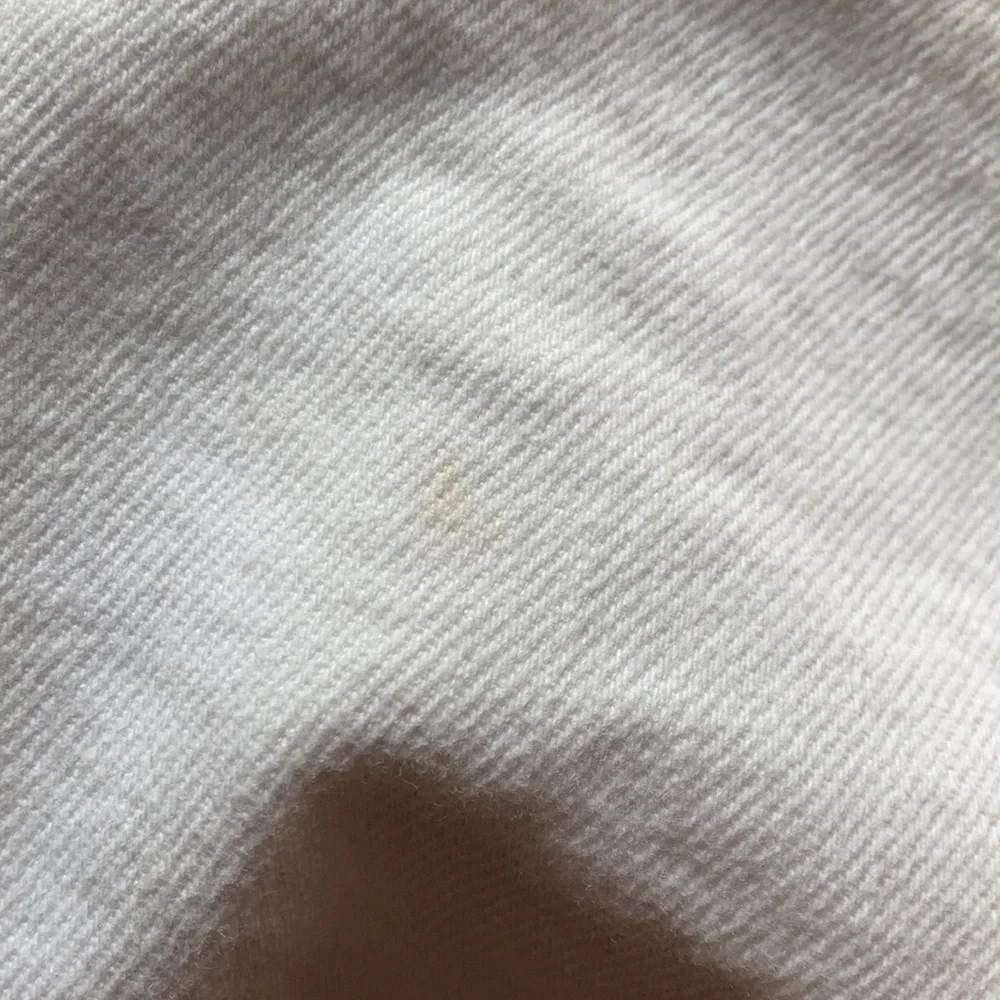 Levi’s white jeans - Picture 6 of 6